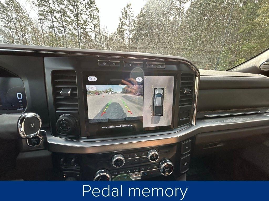 Ford F-350 SD King Ranch Crew Cab Long Bed 4WD 2024