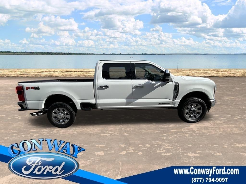 Ford F-350 SD King Ranch Crew Cab Long Bed 4WD 2024