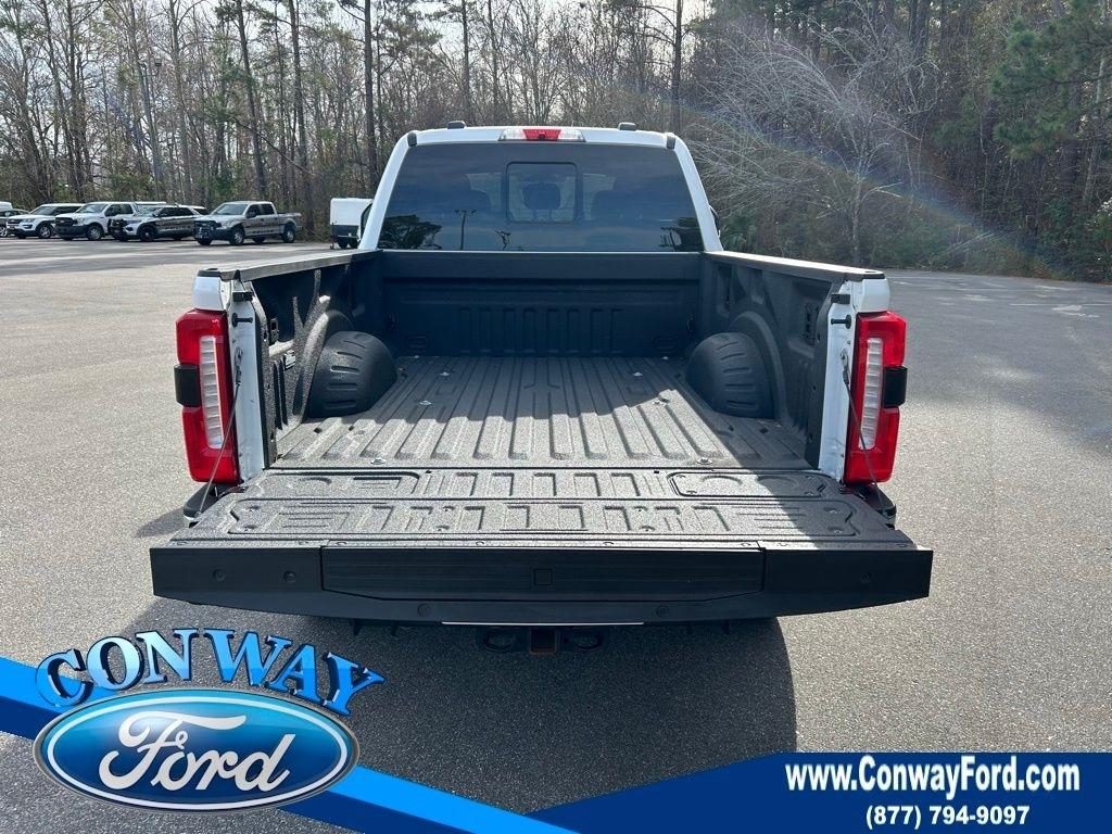 Ford F-350 SD King Ranch Crew Cab Long Bed 4WD 2024