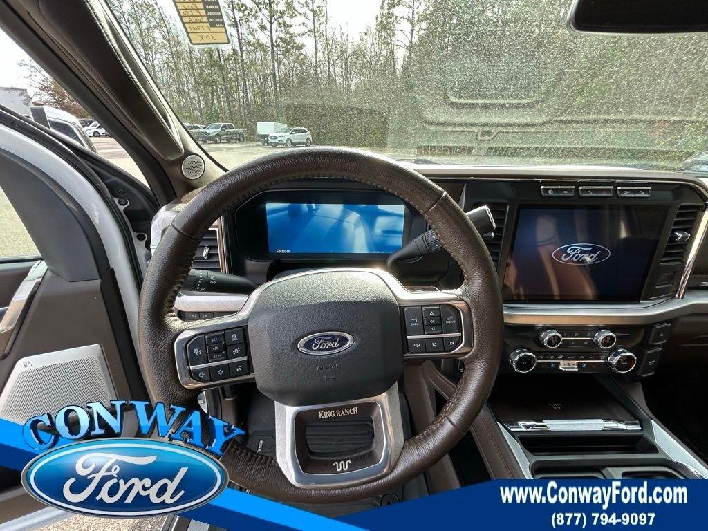 Ford F-350 SD King Ranch Crew Cab Long Bed 4WD 2024