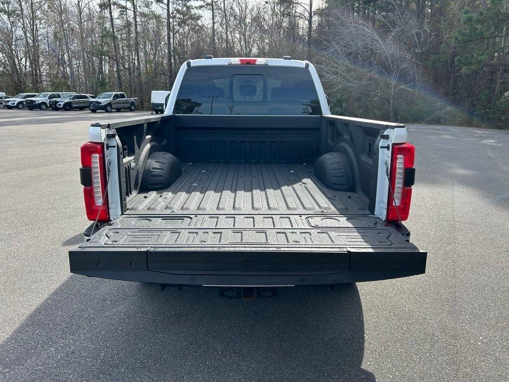 Ford F-350 SD King Ranch Crew Cab Long Bed 4WD 2024