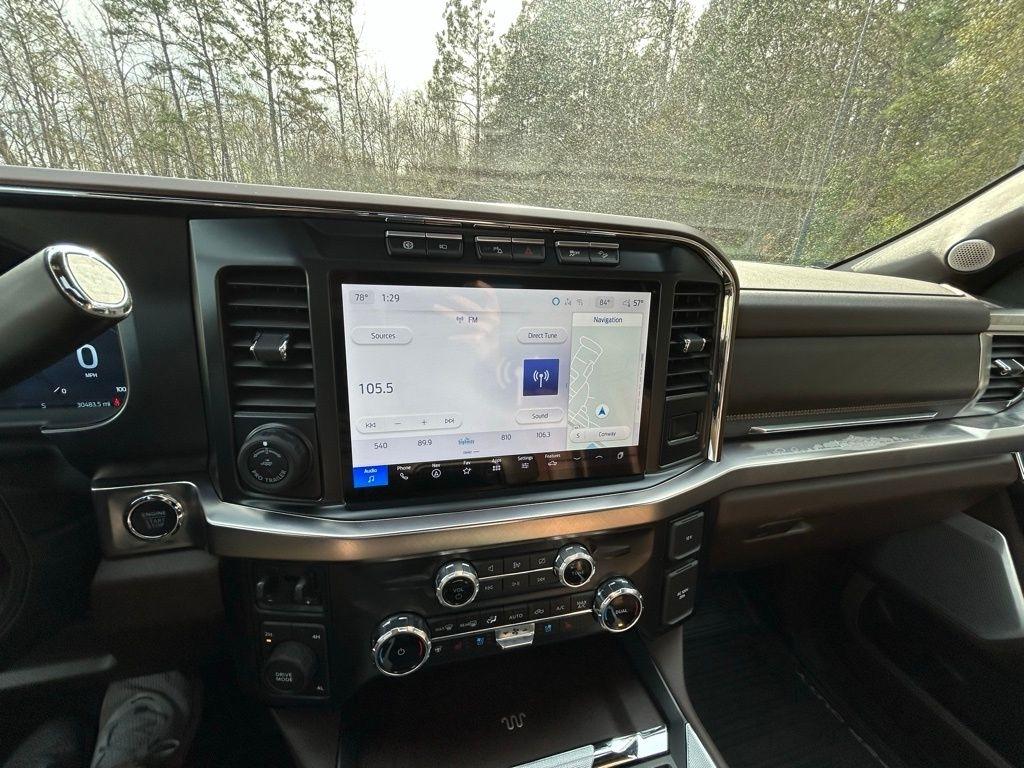 Ford F-350 SD King Ranch Crew Cab Long Bed 4WD 2024