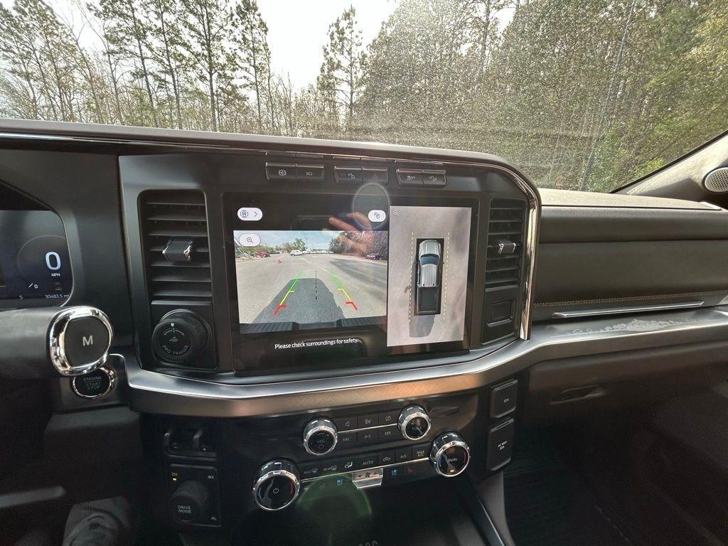 Ford F-350 SD King Ranch Crew Cab Long Bed 4WD 2024