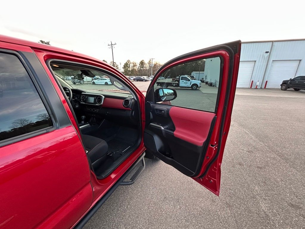 Toyota Tacoma SR5 Double Cab Long Bed V6 6AT 2WD 2019