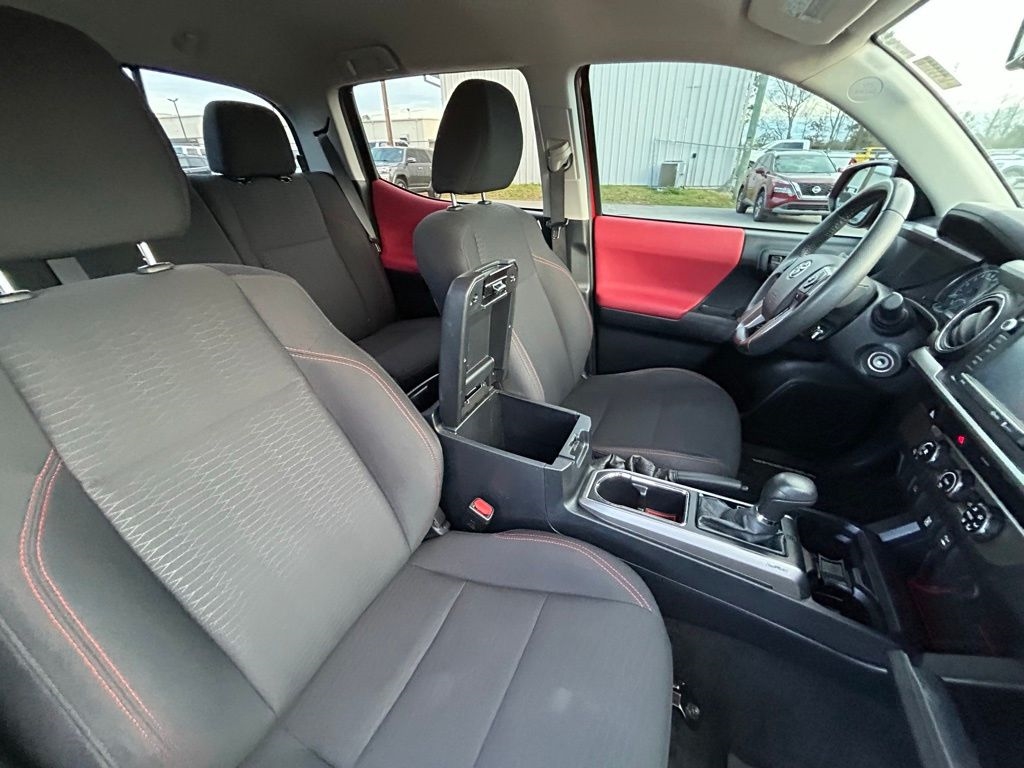 Toyota Tacoma SR5 Double Cab Long Bed V6 6AT 2WD 2019