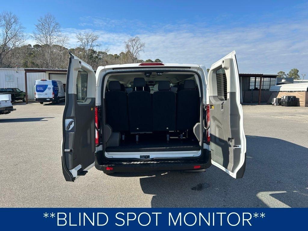 Ford Transit 350 Wagon Low Roof XL w/Sliding Pass. 148-in. WB 2023