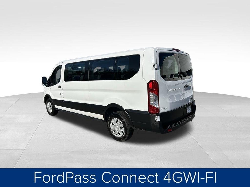 Ford Transit 350 Wagon Low Roof XL w/Sliding Pass. 148-in. WB 2023