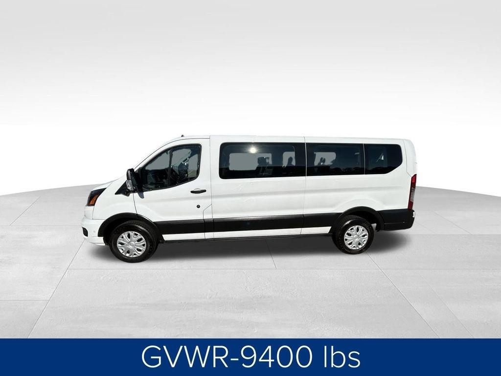 Ford Transit 350 Wagon Low Roof XL w/Sliding Pass. 148-in. WB 2023