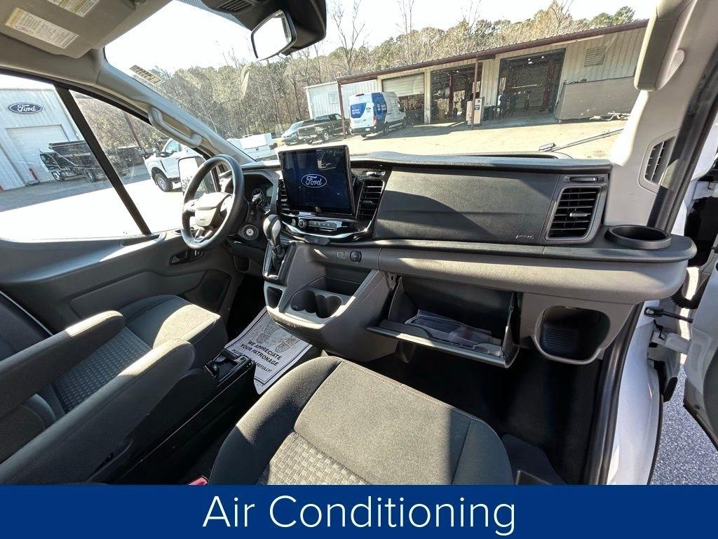 Ford Transit 350 Wagon Low Roof XL w/Sliding Pass. 148-in. WB 2023