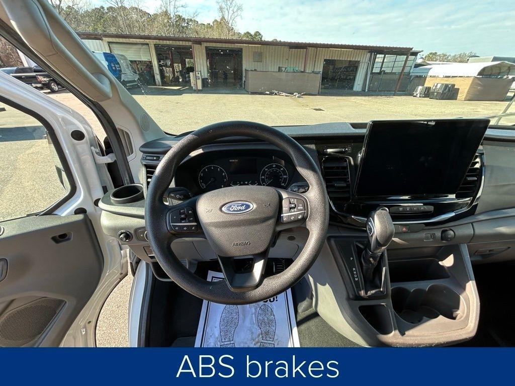 Ford Transit 350 Wagon Low Roof XL w/Sliding Pass. 148-in. WB 2023