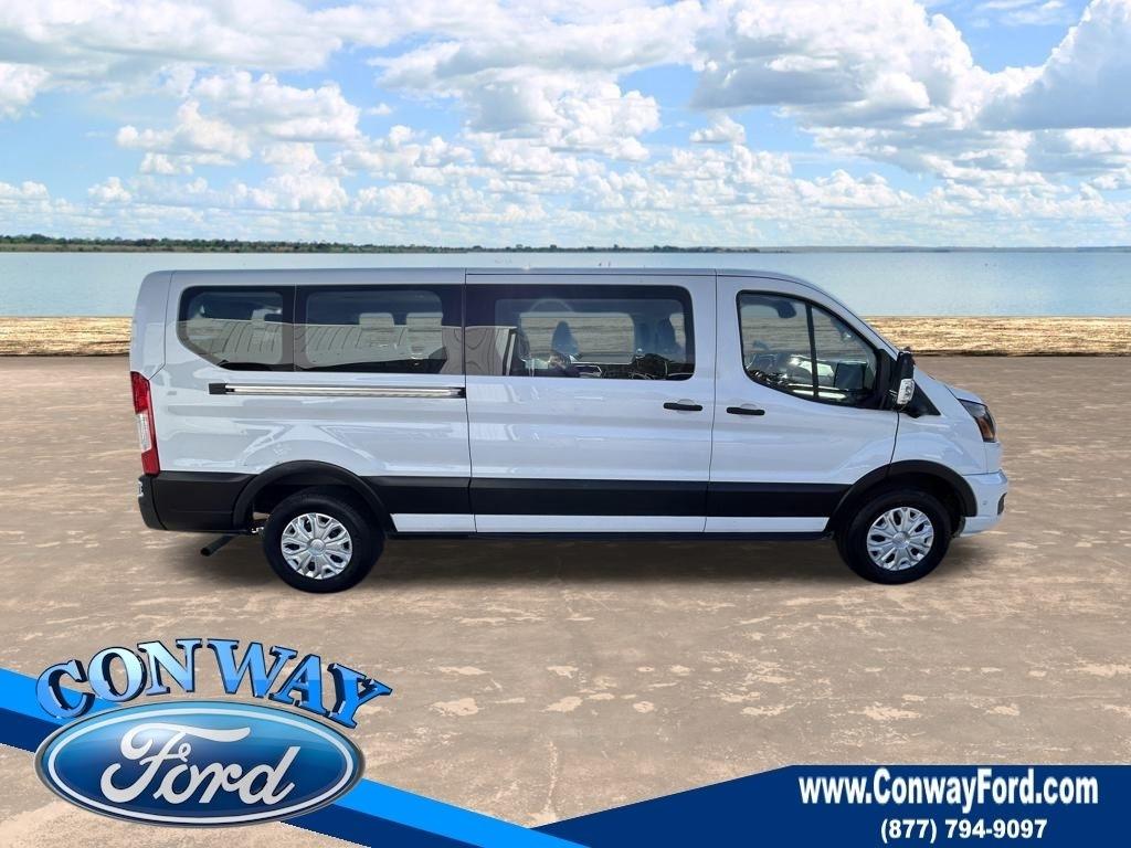 Ford Transit 350 Wagon Low Roof XL w/Sliding Pass. 148-in. WB 2023
