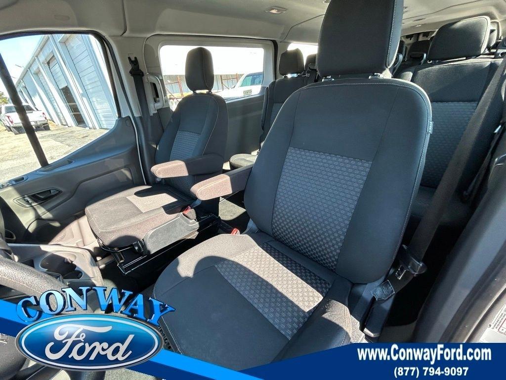 Ford Transit 350 Wagon Low Roof XL w/Sliding Pass. 148-in. WB 2023