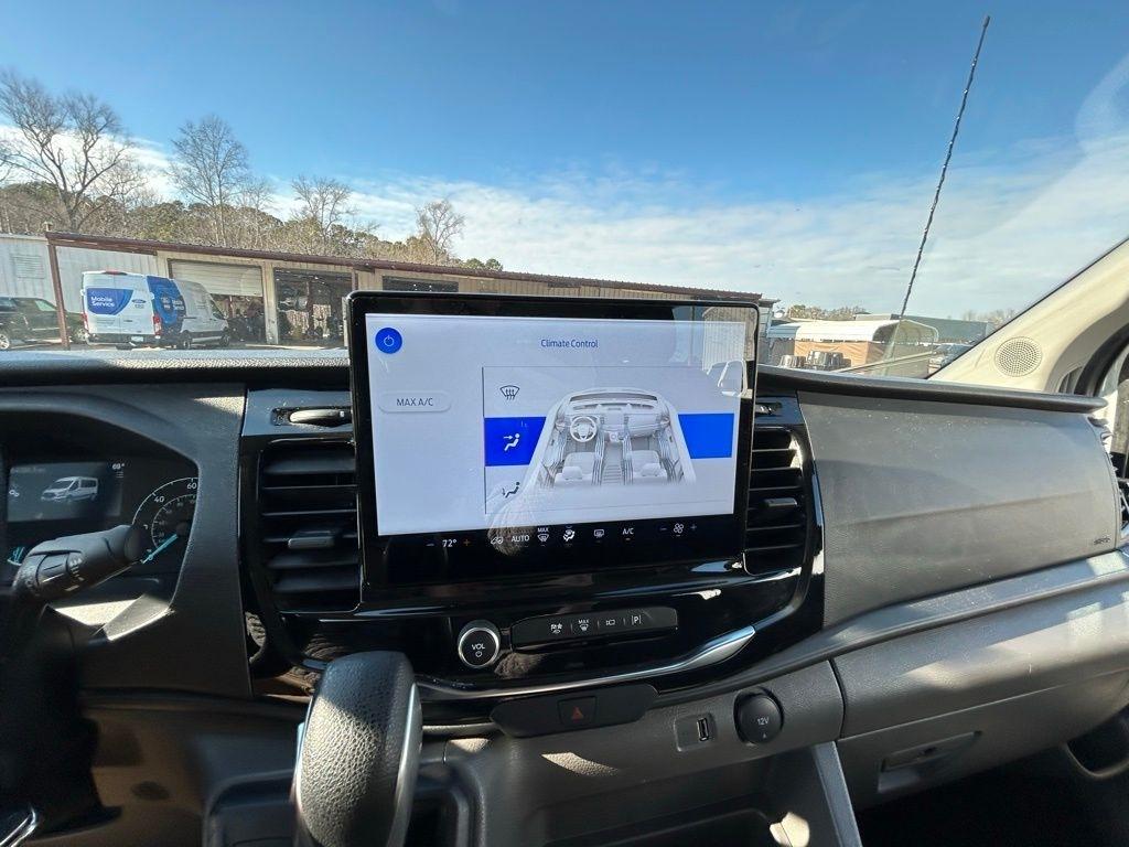 Ford Transit 350 Wagon Low Roof XL w/Sliding Pass. 148-in. WB 2023