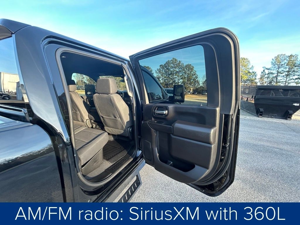 Chevrolet Silverado 2500HD Custom Crew Cab Short Box 4WD 2024