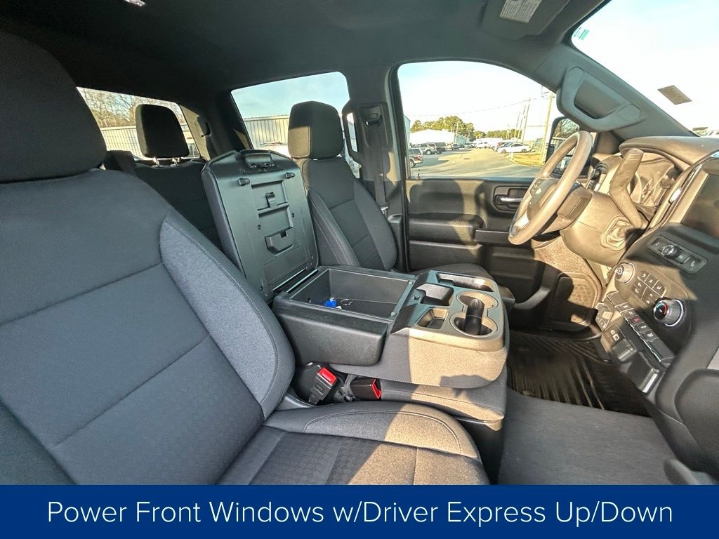 Chevrolet Silverado 2500HD Custom Crew Cab Short Box 4WD 2024