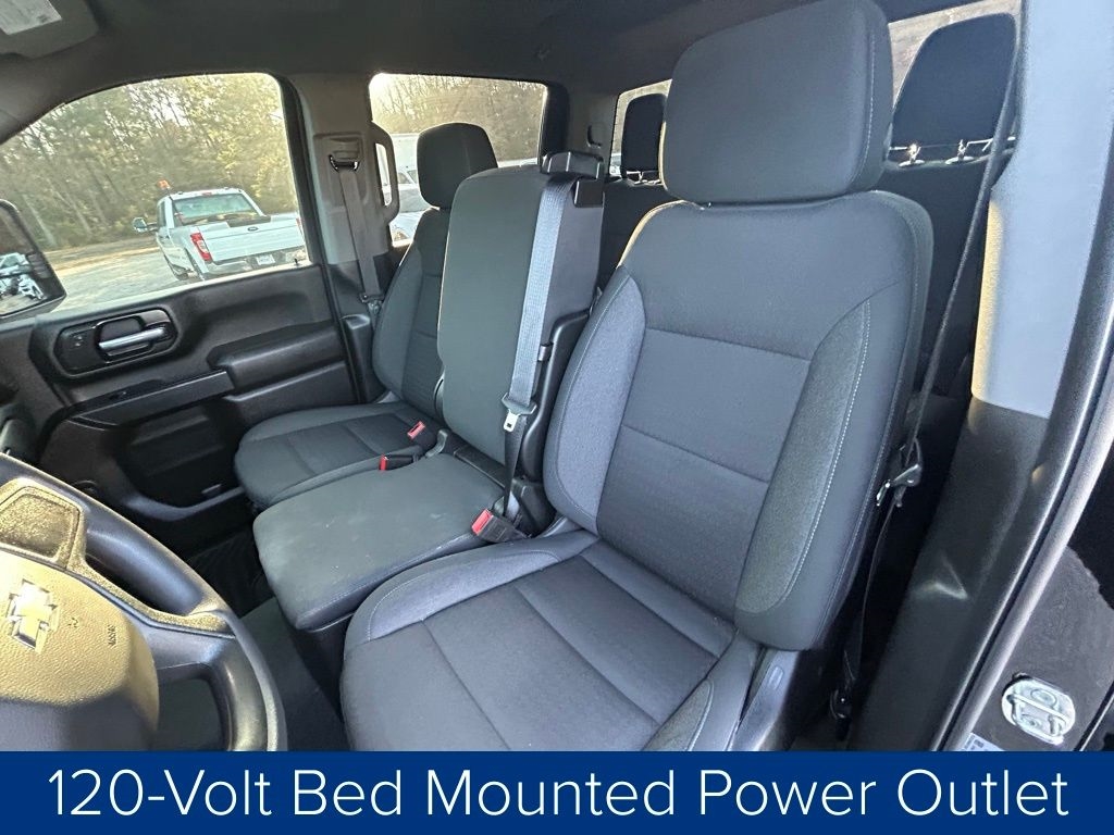 Chevrolet Silverado 2500HD Custom Crew Cab Short Box 4WD 2024