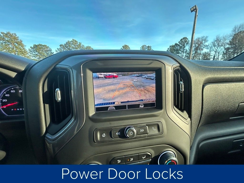 Chevrolet Silverado 2500HD Custom Crew Cab Short Box 4WD 2024