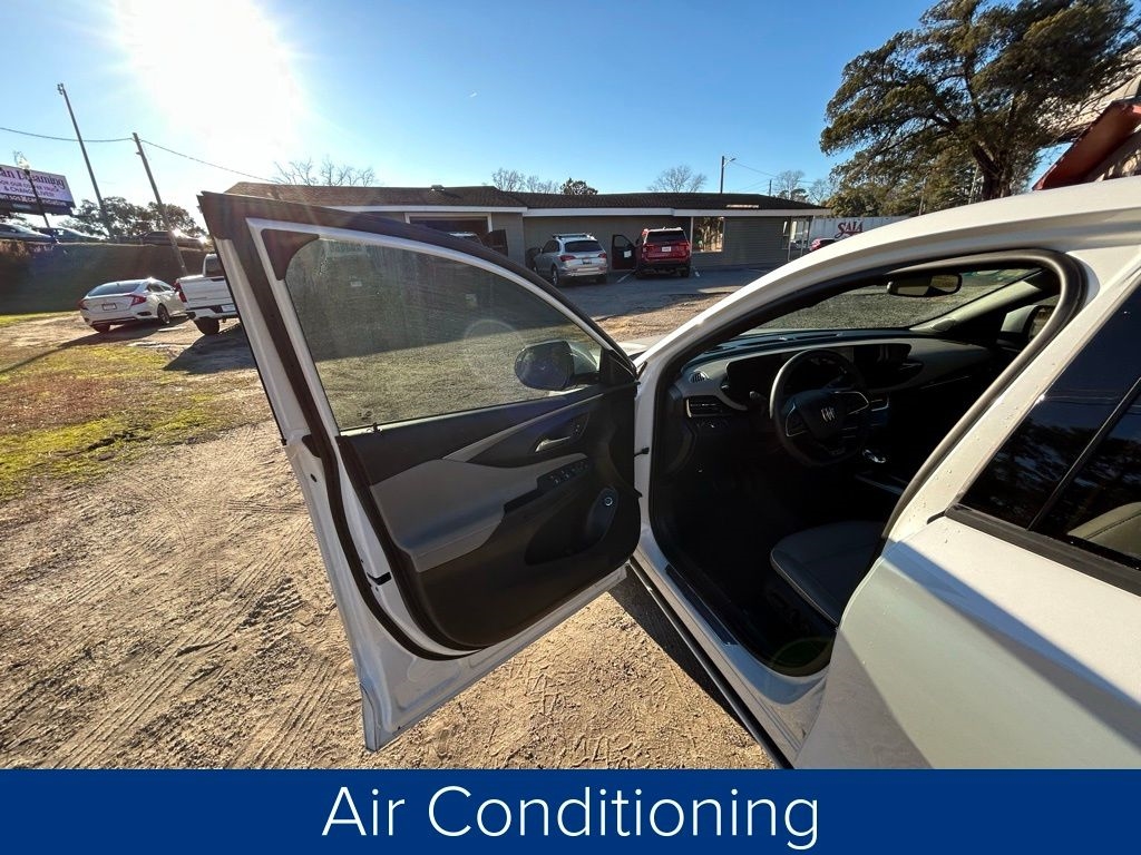 Buick Envista Avenir 2025