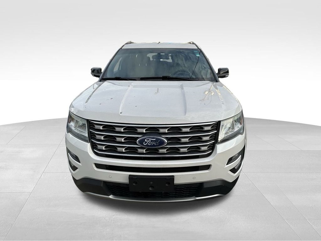 Ford Explorer XLT FWD 2017