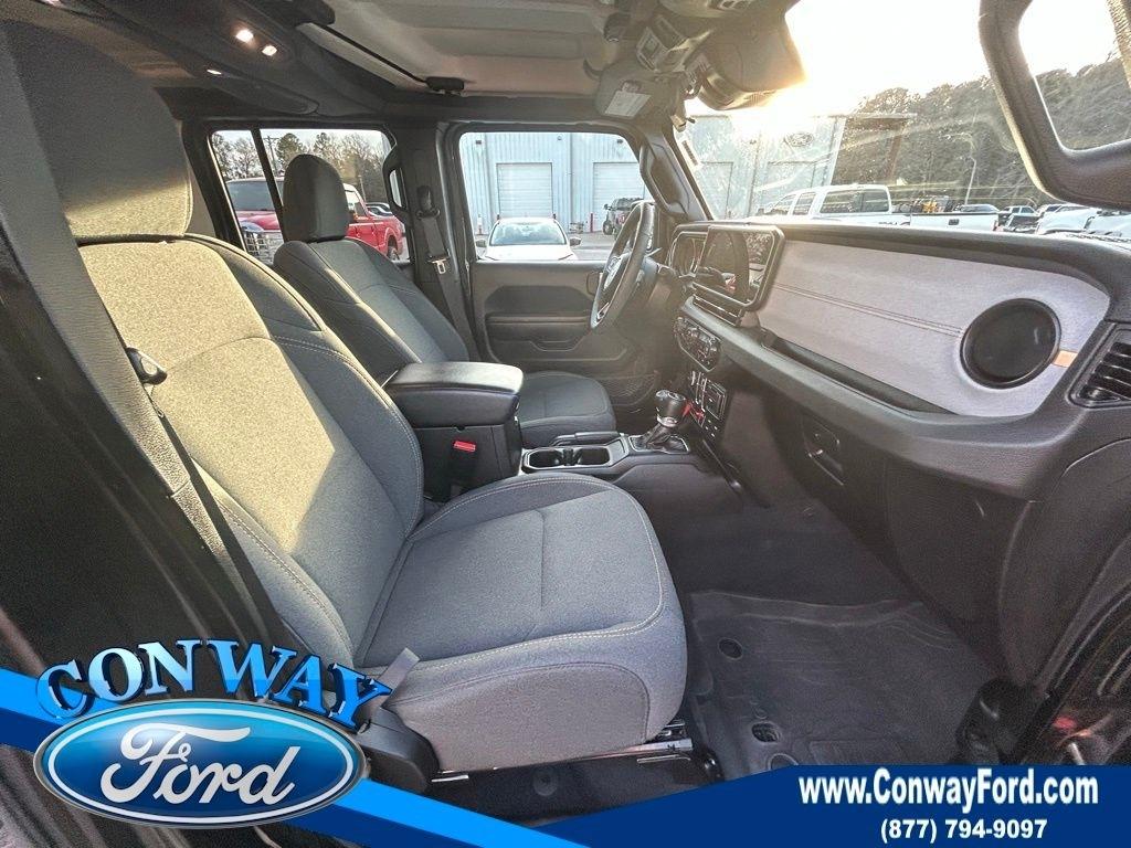 Jeep Wrangler 4xe Sport S 2024