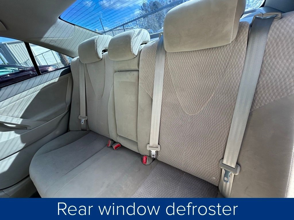 Toyota Camry Base 6-Spd AT 2011