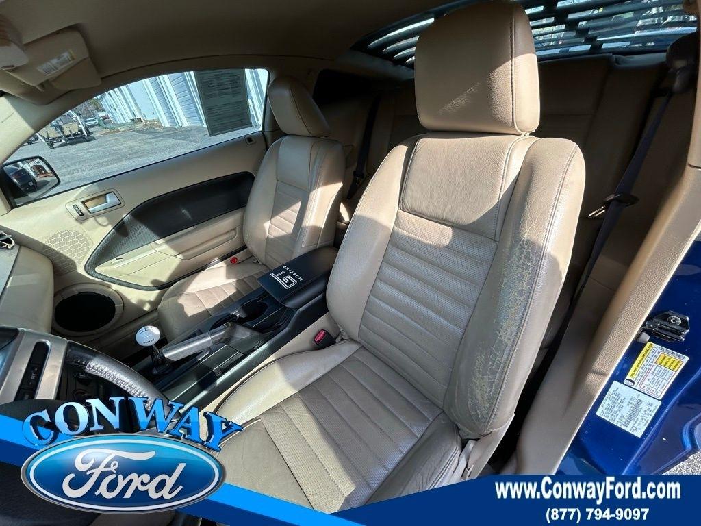 Ford Mustang GT Deluxe Coupe 2007