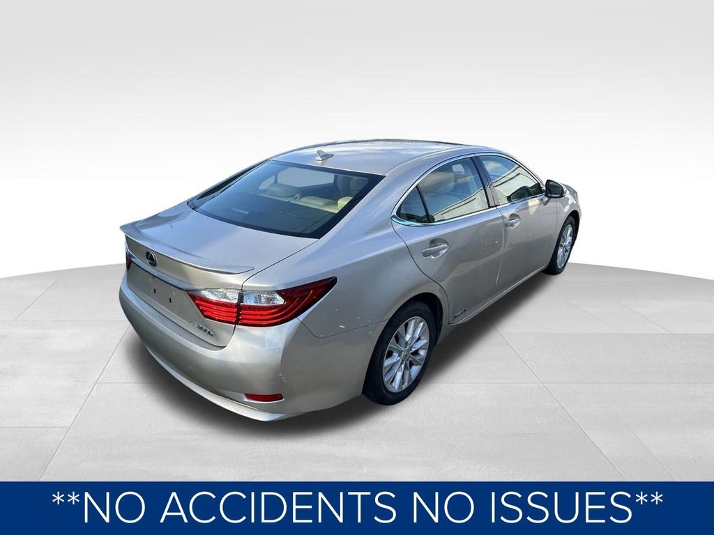 Lexus ES 300h Sedan 2014