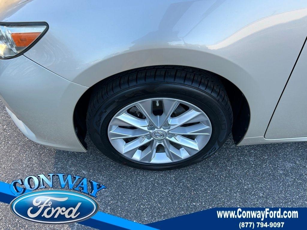 Lexus ES 300h Sedan 2014