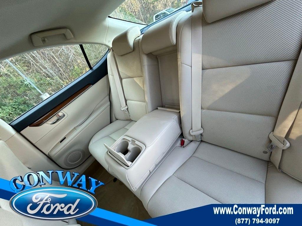 Lexus ES 300h Sedan 2014