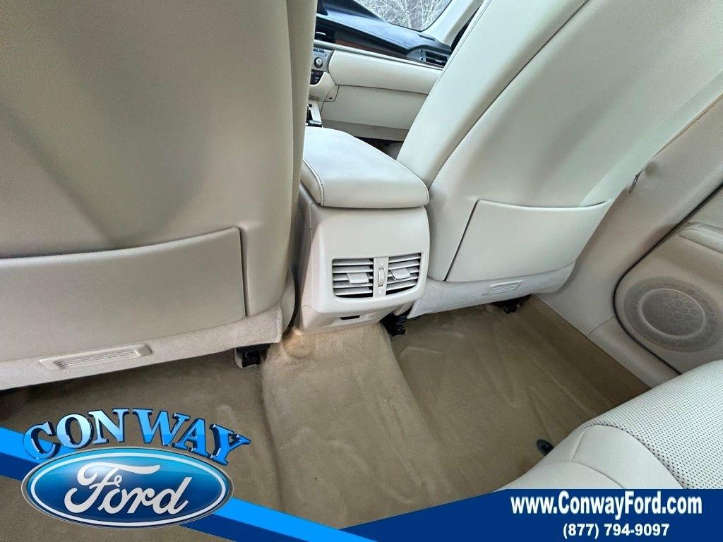 Lexus ES 300h Sedan 2014