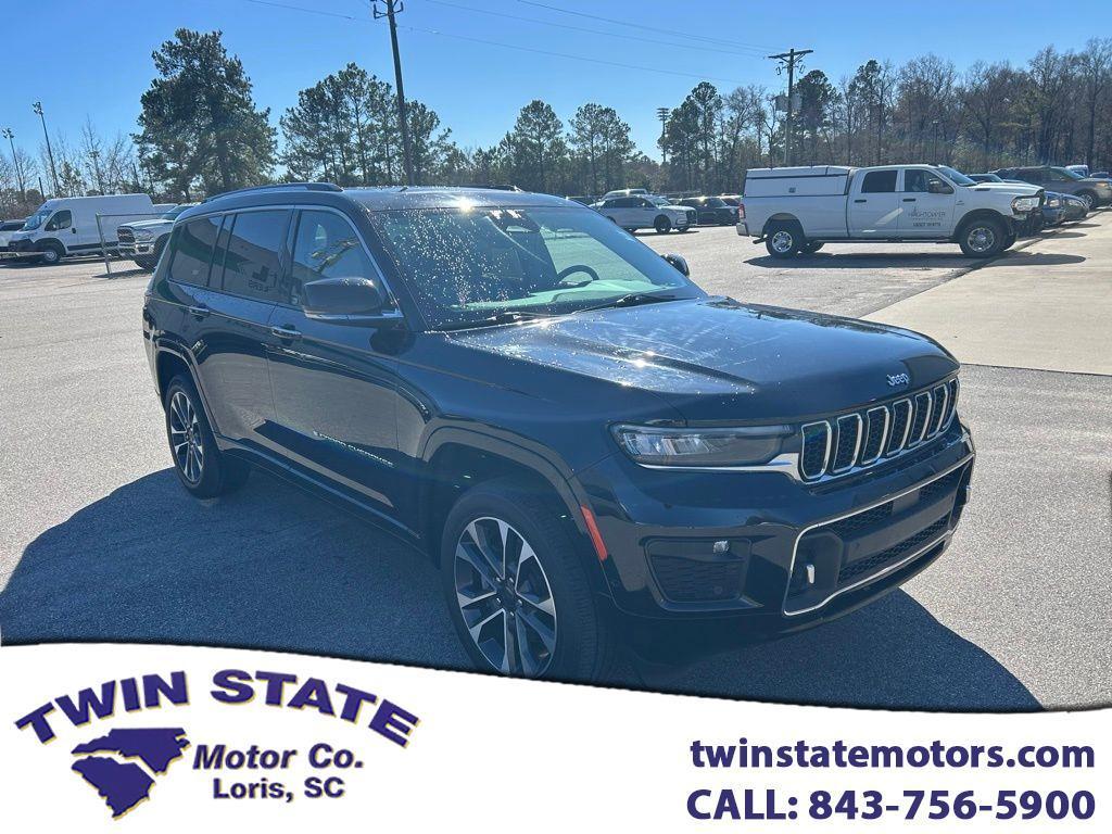 2021 Jeep Grand Cherokee Overland 2WD