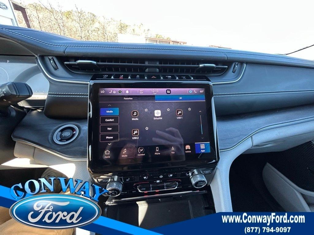 Jeep Grand Cherokee Overland 2WD 2021