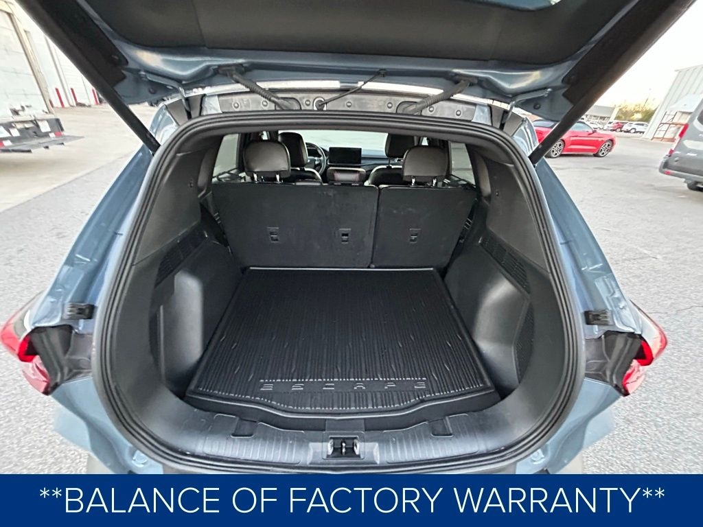 Ford Escape ST-Line Hybrid 2025