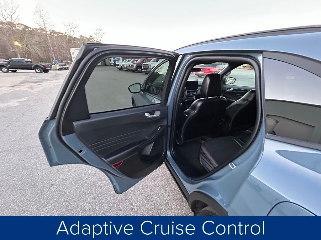 Ford Escape ST-Line Hybrid 2025