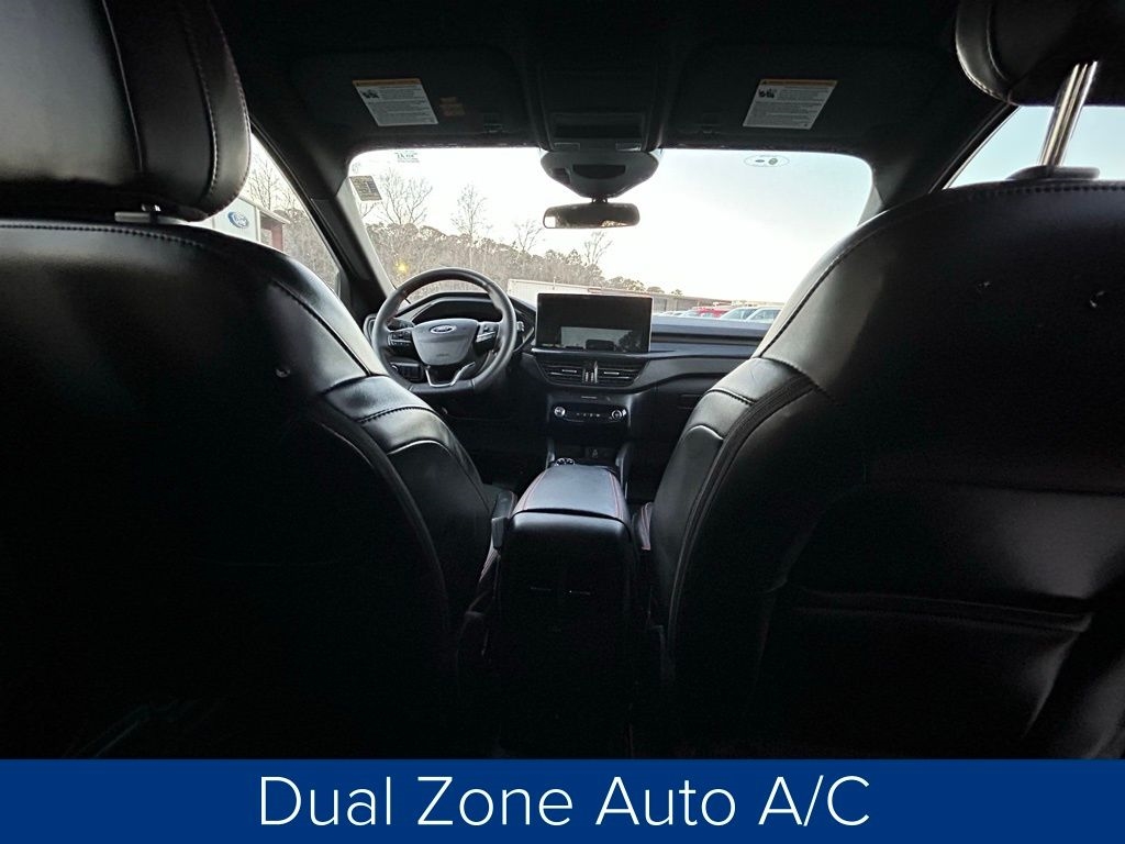 Ford Escape ST-Line Hybrid 2025