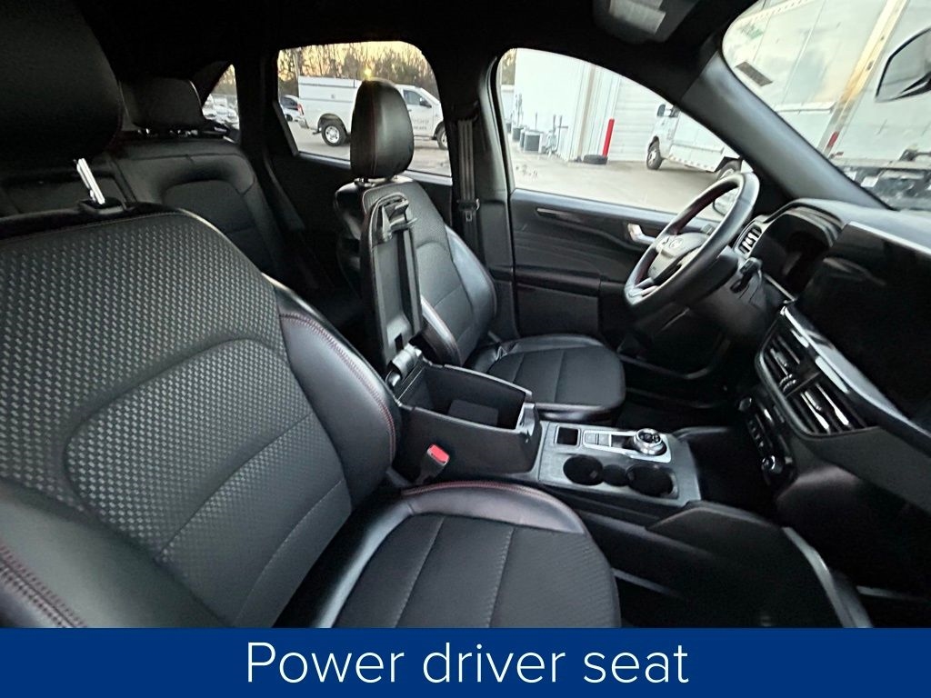 Ford Escape ST-Line Hybrid 2025