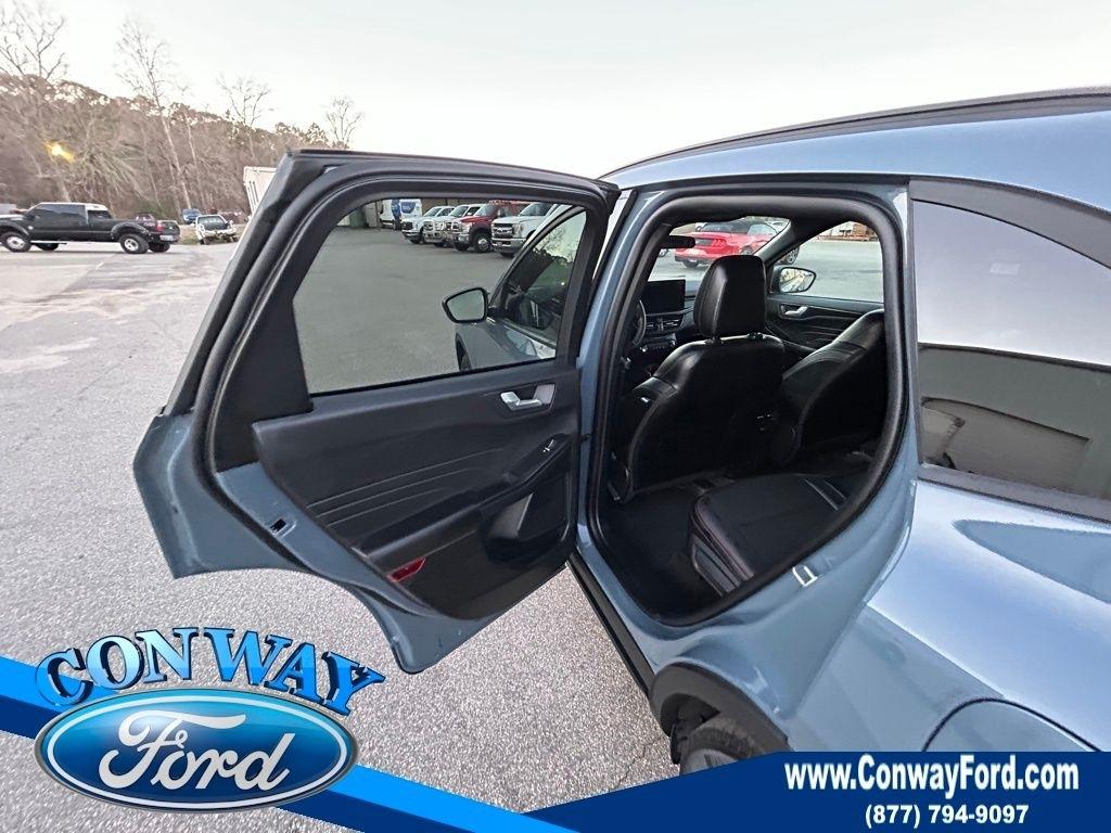 Ford Escape ST-Line Hybrid 2025