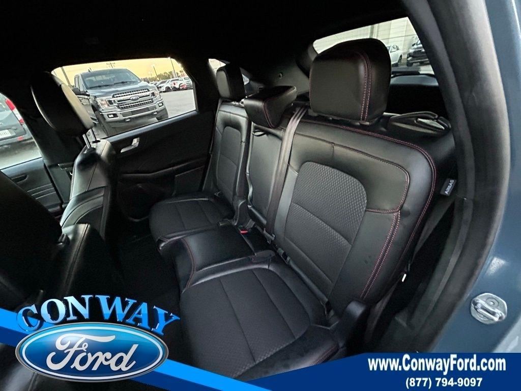 Ford Escape ST-Line Hybrid 2025