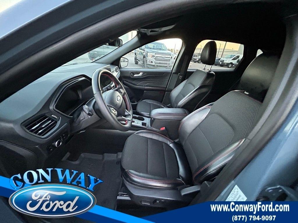 Ford Escape ST-Line Hybrid 2025