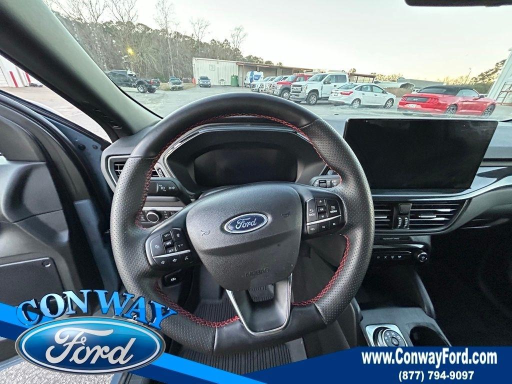 Ford Escape ST-Line Hybrid 2025