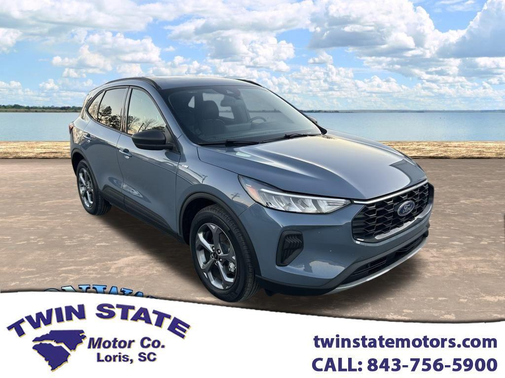 2025 Ford Escape ST-Line Hybrid