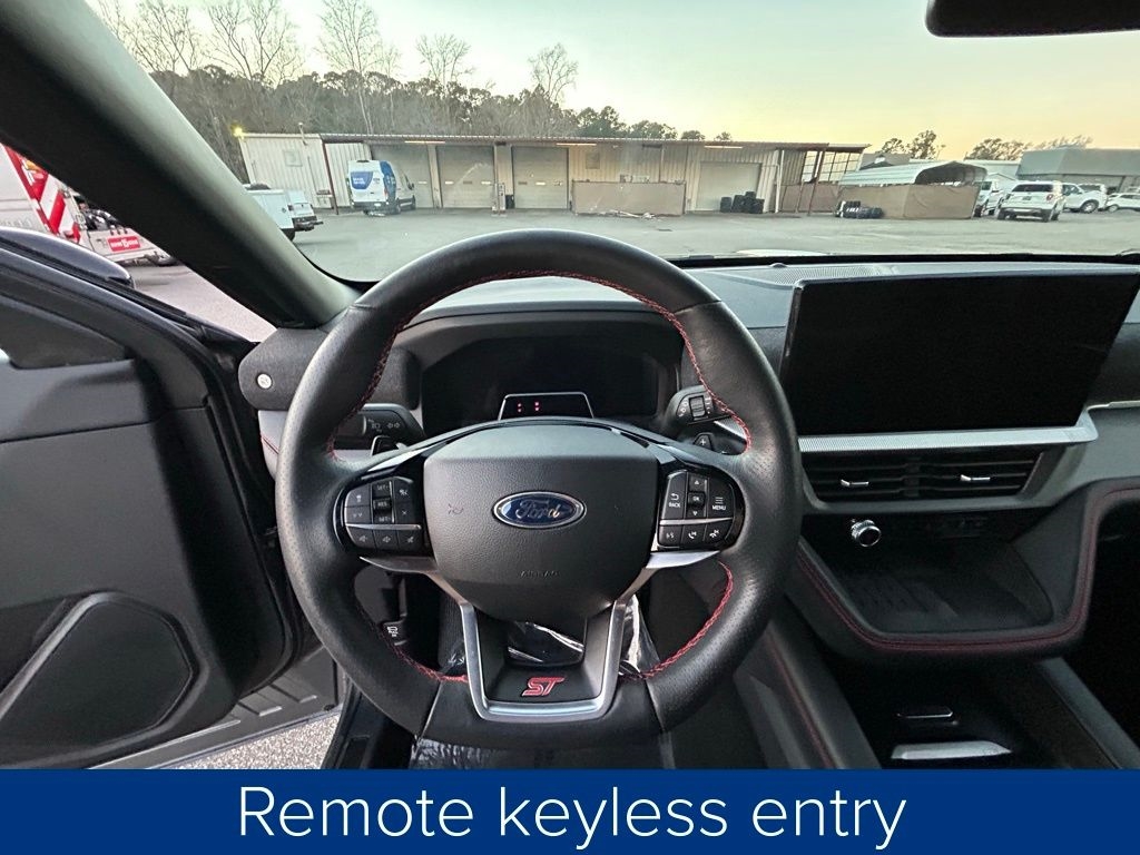 Ford Explorer ST AWD 2025