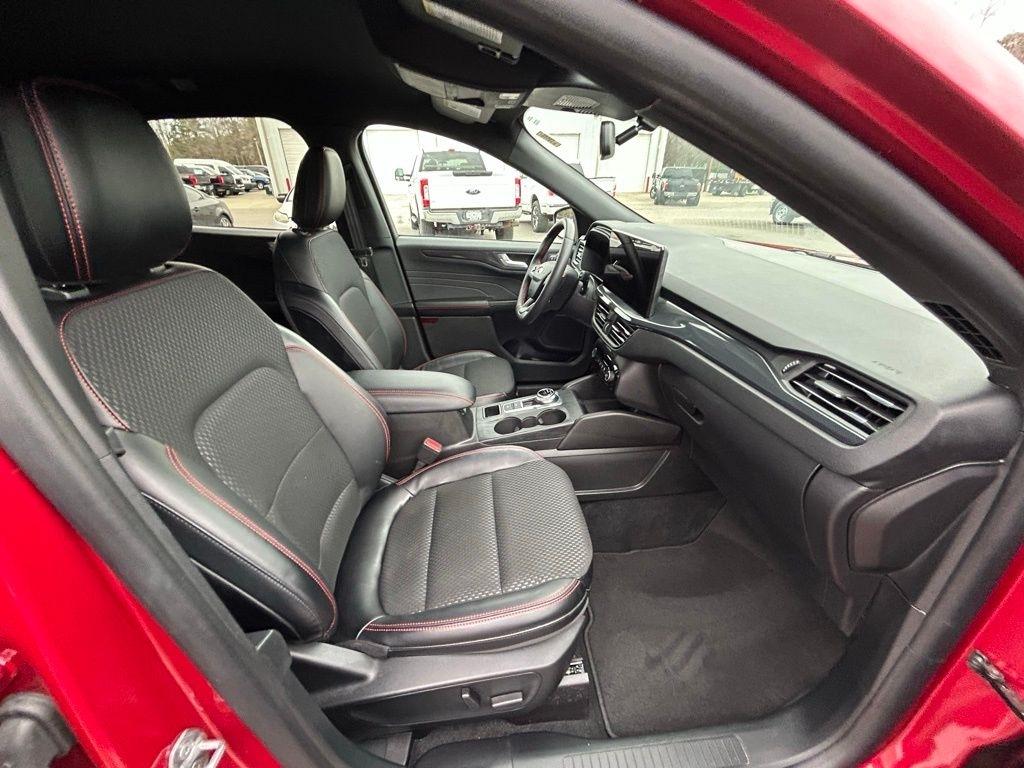 Ford Escape ST-Line Elite Hybrid AWD 2025