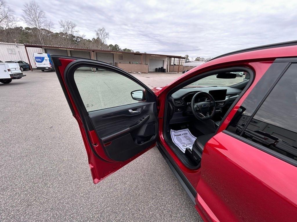 Ford Escape ST-Line Elite Hybrid AWD 2025