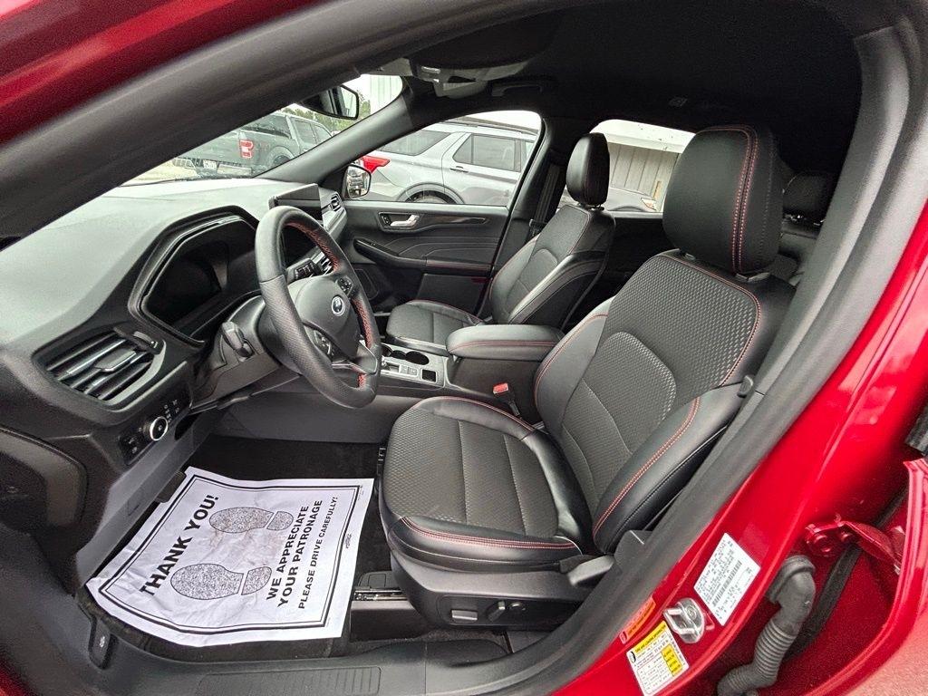 Ford Escape ST-Line Elite Hybrid AWD 2025