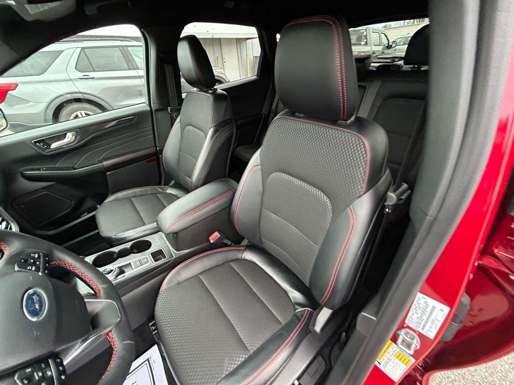 Ford Escape ST-Line Elite Hybrid AWD 2025