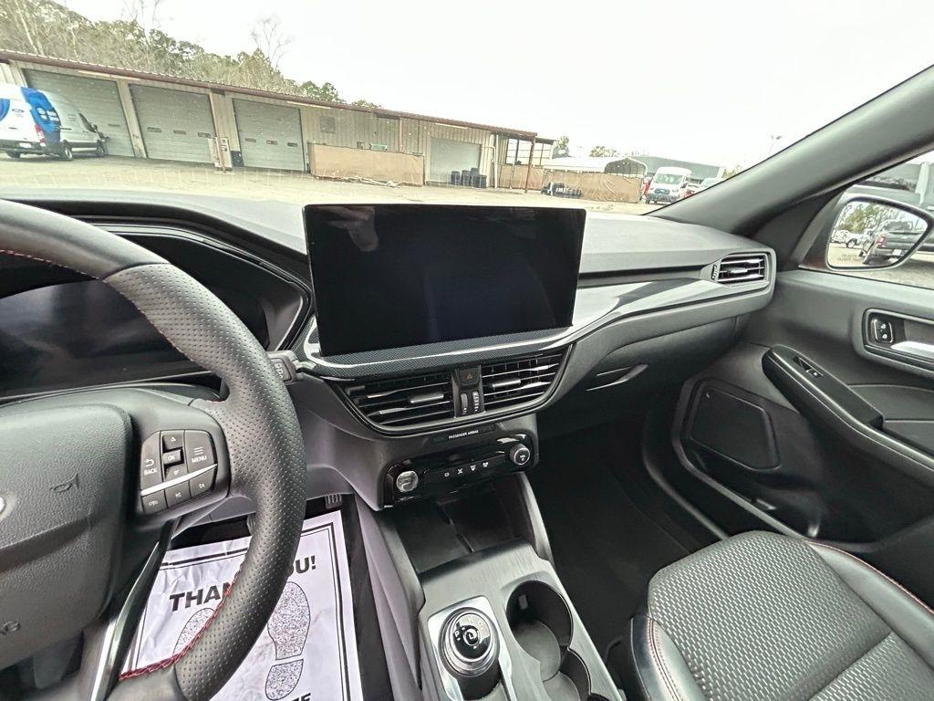 Ford Escape ST-Line Elite Hybrid AWD 2025