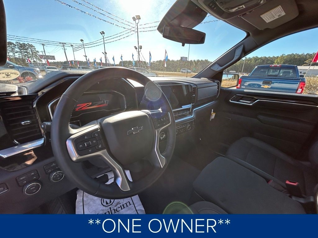 Chevrolet Silverado 1500 RST Crew Cab 4WD 2023