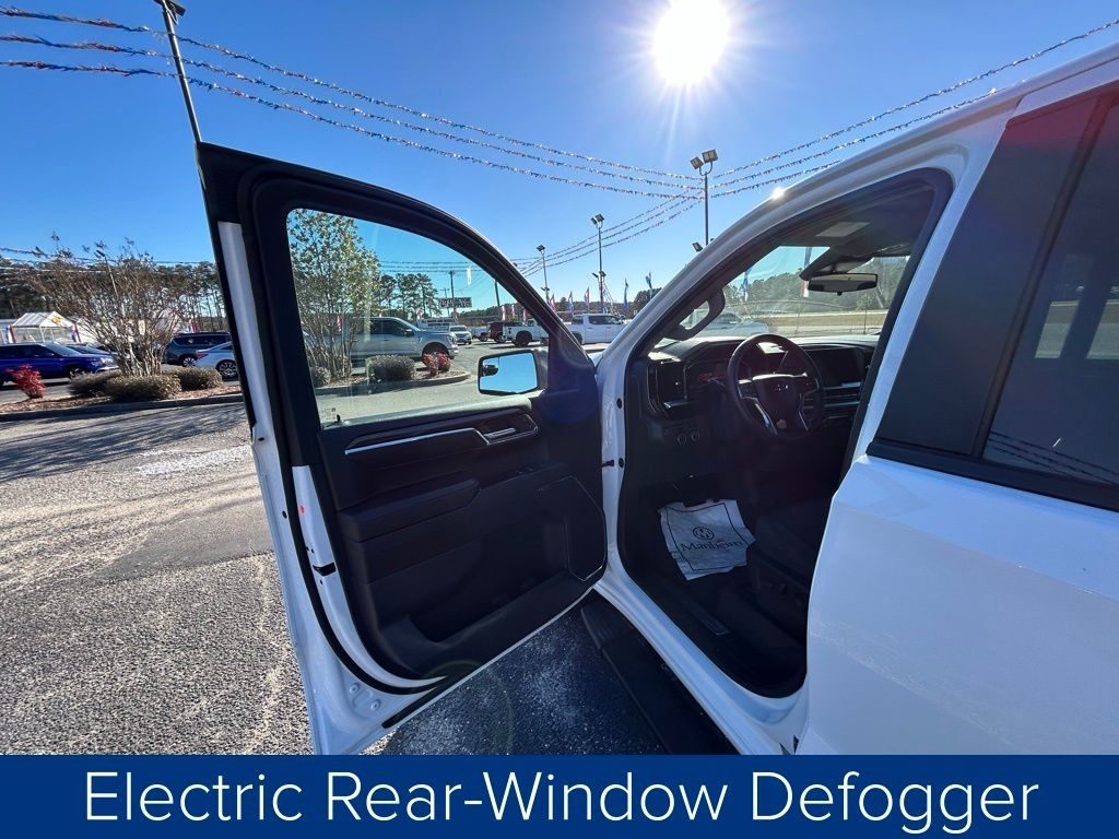 Chevrolet Silverado 1500 RST Crew Cab 4WD 2023