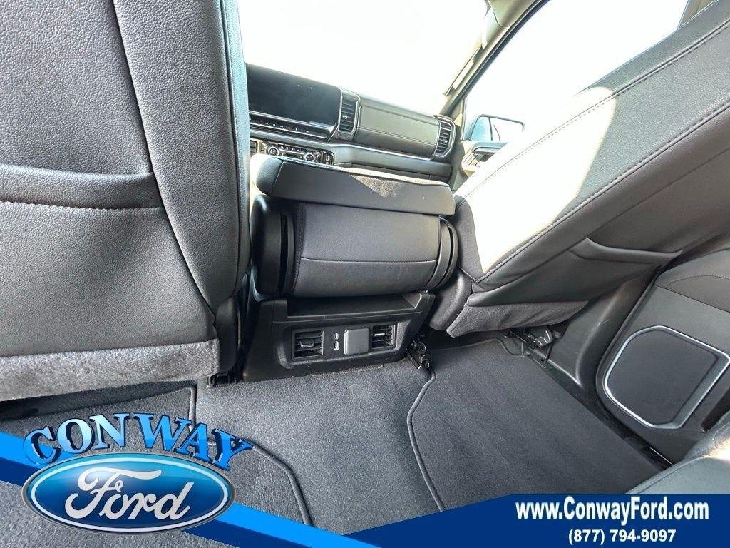 GMC Sierra 1500 SLT Crew Cab 4WD 2025